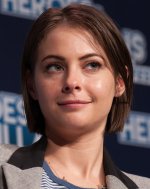 Willa_Holland_2017 (1).jpg