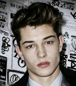 the-former-king-of-wattpad-male-model-francisco-lachowski-v0-oi5432xzxjae1.png