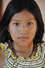 santa-cruz-bolivia-girl-072008-149.jpg