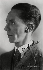 250px-Porträt_Joseph_Goebbels.jpg