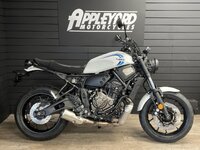 xsr 700.jpg xsr 700.jpg