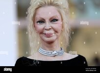 italia-lido-di-venezia-4-settembre-2023-patty-pravo-partecipa-ad-un-red-carpet-per-il-film-pri...jpg