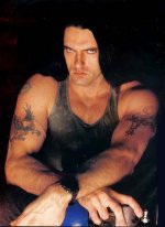 httpwww.metalitalia.comcmsimagesbandsttype_o_negativepeter-steele.jpg