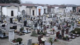 cimitero.jpg